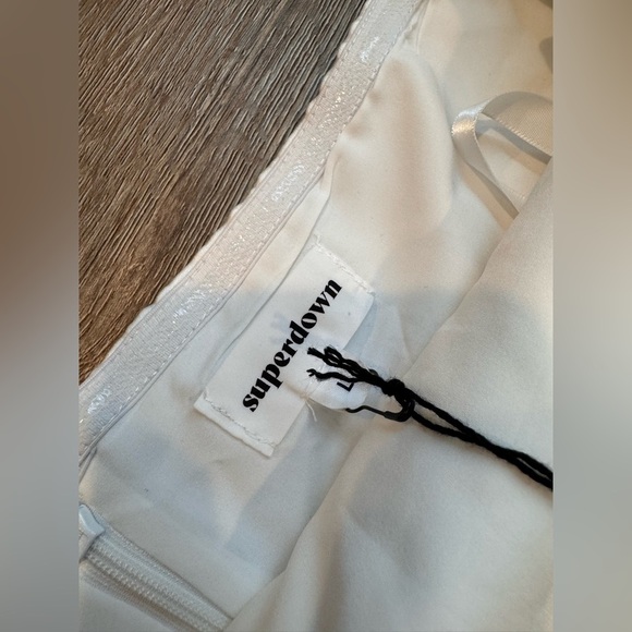 NWT Superdown Sasha Mini White Dress Large - Picture 4 of 9